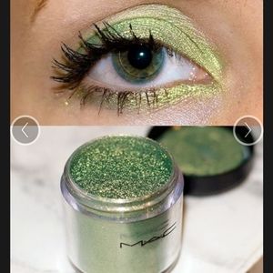 MAC Golden Olive Pigment